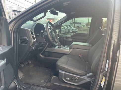 Used 2015 Ford F150 XLT w/ Equipment Group 302A Luxury image 6