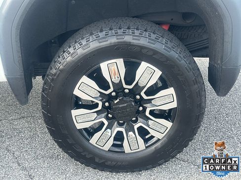 Used 2025 GMC Sierra 2500 Denali AWD/4WD image 19