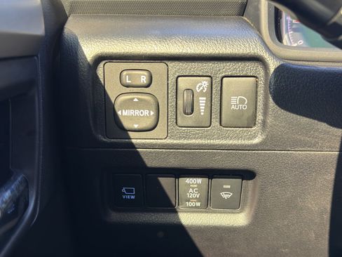 Used 2024 Toyota 4Runner Limited image 11