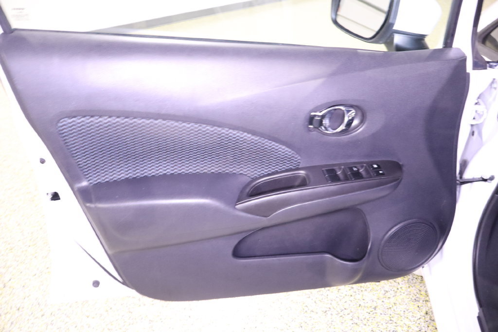 Used 2016 Nissan Versa Note SV FWD image 32