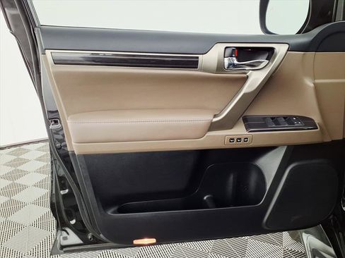 Used 2020 Lexus GX 460 Premium image 17