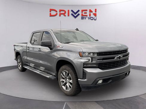 Used 2021 Chevrolet Silverado 1500 RST w/ Z71 Off-Road Package AWD/4WD image 2