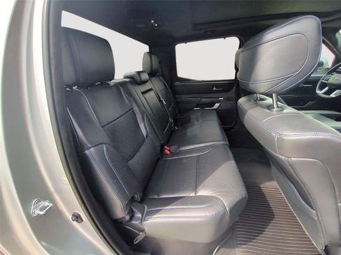 Used 2022 Toyota Tundra Platinum w/ Advanced Package AWD/4WD image 33