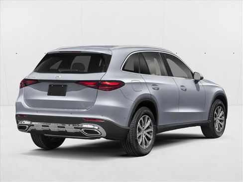 New 2026 Mercedes-Benz GLC 300 4MATIC image 2