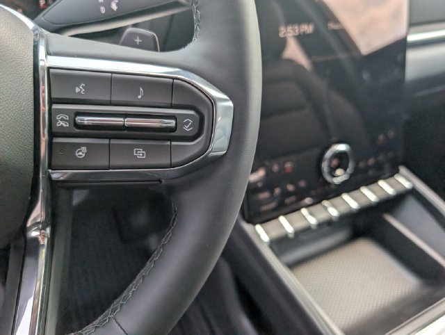 New 2027 GMC Terrain Elevation w/ Elevation Premium Package AWD/4WD image 17