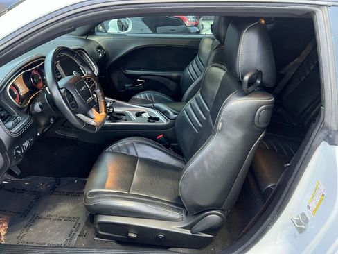 Used 2021 Dodge Challenger SRT Hellcat w/ Plus Package image 19