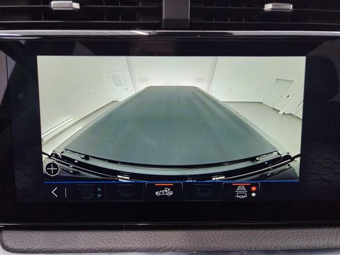 Used 2024 GMC Sierra 2500 Denali w/ Denali Reserve Package image 16