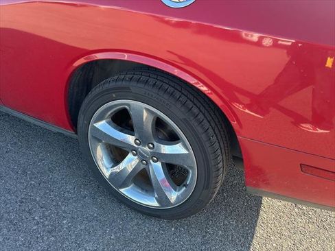 Used 2012 Dodge Challenger R/T Plus RWD image 6
