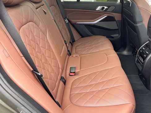 Used 2025 BMW X5 M60i AWD/4WD image 48