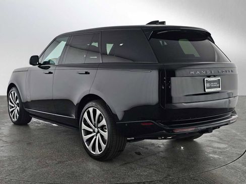 New 2025 Land Rover Range Rover SE image 3