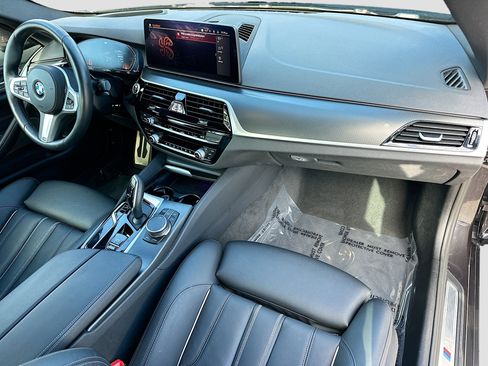 Used 2023 BMW 540i w/ M Sport Package image 35