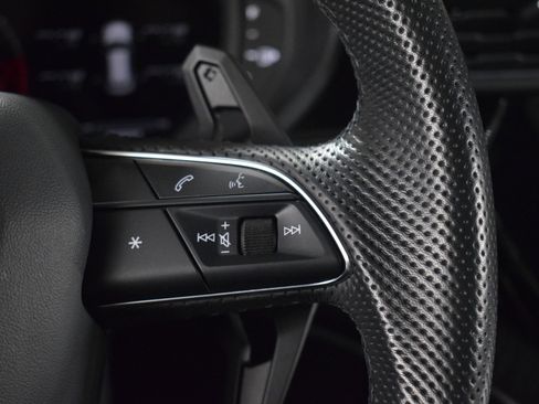 Used 2023 Lamborghini Urus S image 28