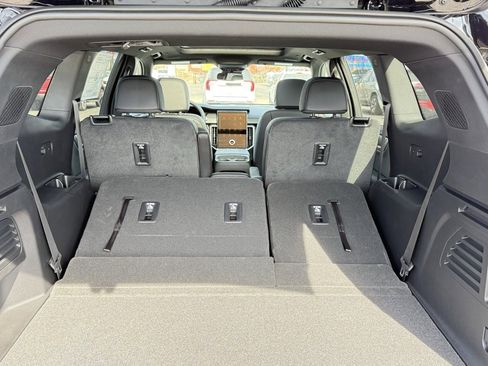 New 2025 GMC Acadia Elevation w/ Elevation Premium Package image 6