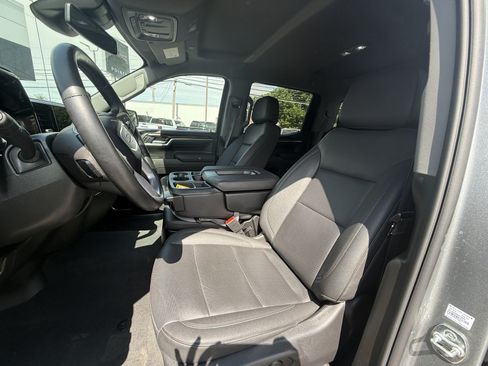 Used 2026 GMC Sierra 1500 SLT AWD/4WD image 8