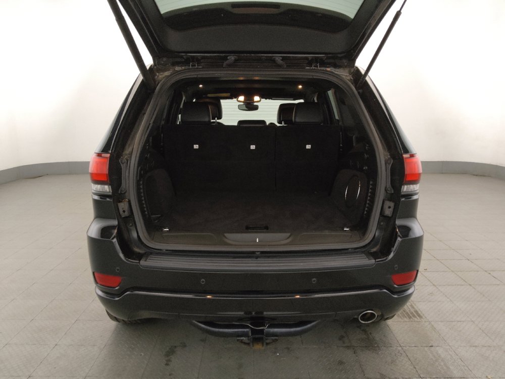 Used 2018 Jeep Grand Cherokee Altitude AWD/4WD image 29