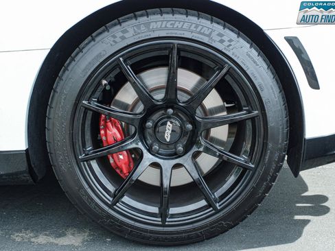 Used 2017 Chevrolet Camaro ZL1 RWD image 25