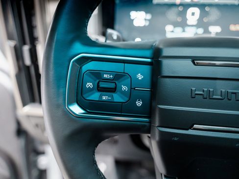 Used 2025 GMC Hummer EV 3X w/ Battery Pack, 24 Module Pack image 40