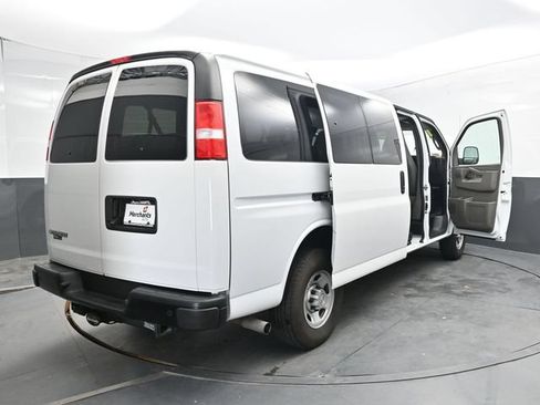 Used 2024 Chevrolet Express 3500 LS RWD image 52