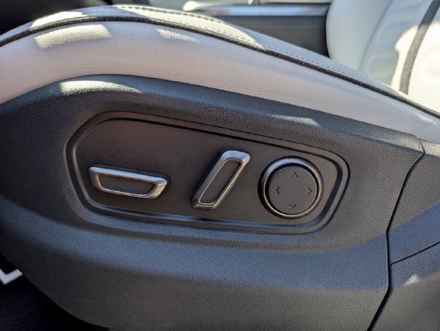 Used 2024 Rivian R1S Adventure Quad AWD/4WD image 17