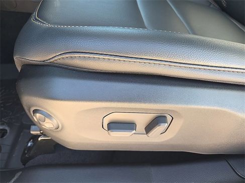 New 2026 Jeep Gladiator Sport image 13