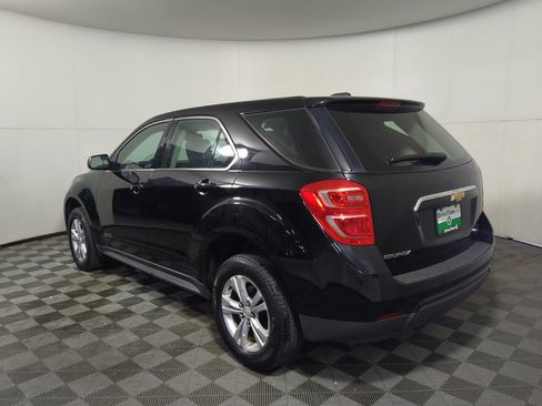 Used 2017 Chevrolet Equinox LS FWD image 3