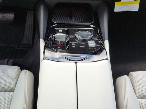 New 2027 BMW 530i RWD image 19