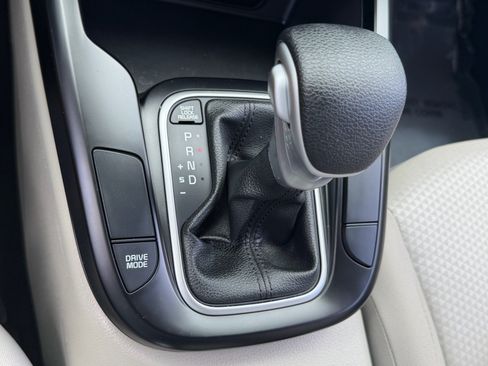 Used 2024 Kia Soul LX w/ Option Group 015 FWD image 26