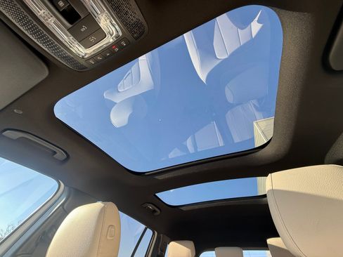 New 2026 Mercedes-Benz GLB 250 4MATIC image 33