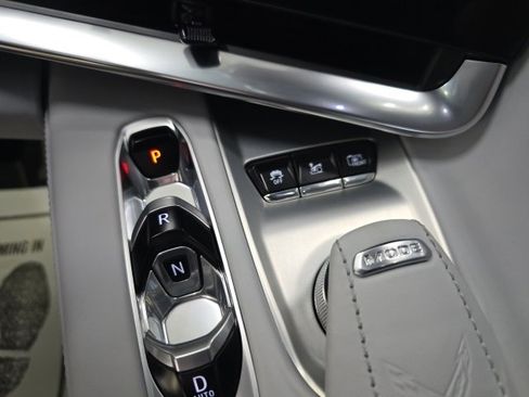 Used 2022 Chevrolet Corvette Stingray Premium Cpe w/ Z51 Performance Package image 23