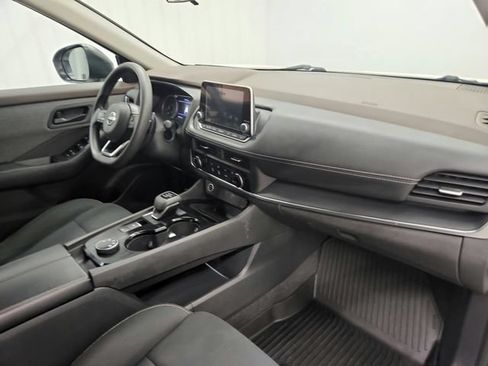 Used 2023 Nissan Rogue S AWD/4WD image 24