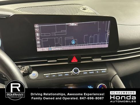 Used 2023 Hyundai Elantra Limited image 6