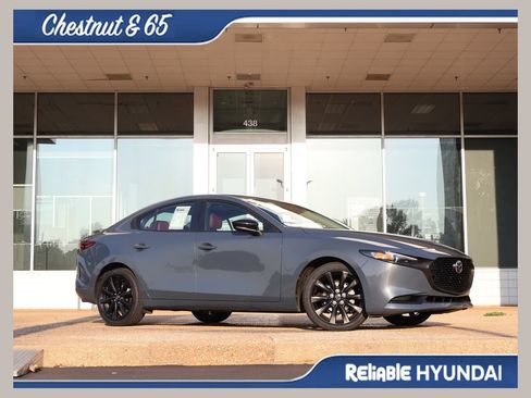 Used 2023 MAZDA MAZDA3 s FWD image 1