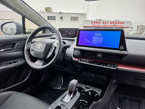 Used 2024 Toyota Prius Prime Premium image 13