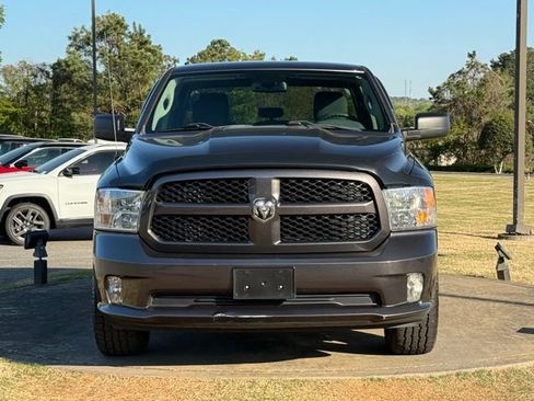 Used 2018 RAM 1500 Express image 2