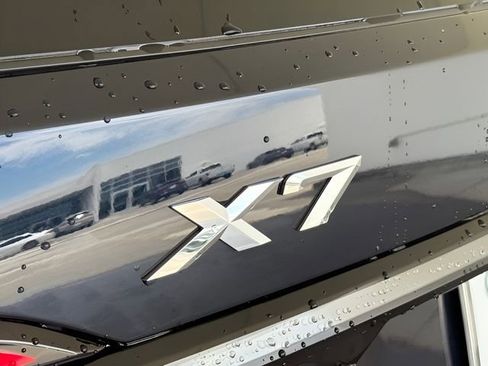 Used 2026 BMW X7 xDrive40i w/ M Sport Package image 14