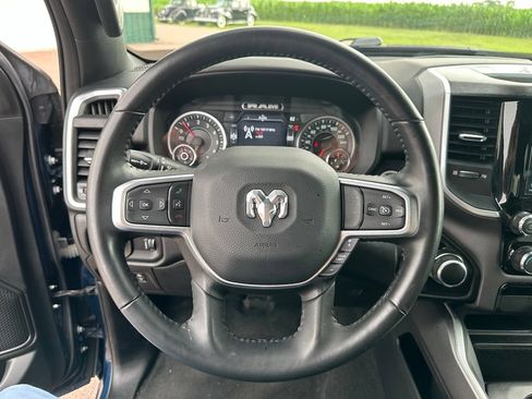 Used 2022 RAM 1500 Big Horn AWD/4WD image 14