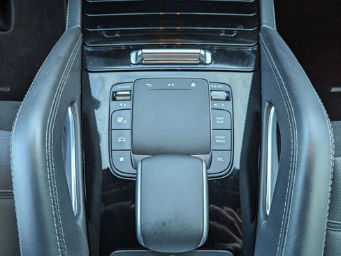 Used 2024 Mercedes-Benz GLE 53 AMG 4MATIC image 26