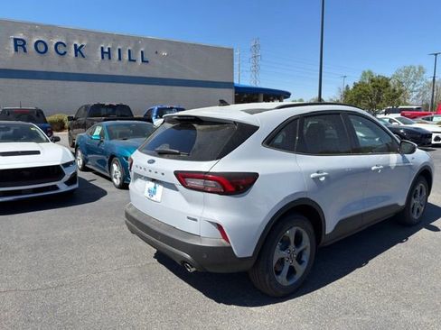 New 2026 Ford Escape Active image 18
