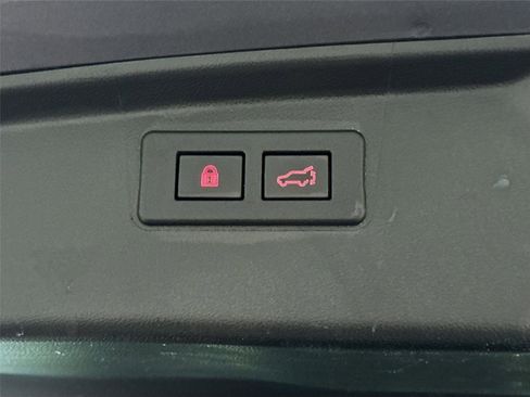 Used 2022 Subaru Outback Limited w/ Popular Package #2 image 22