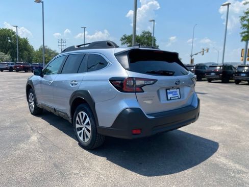 Used 2025 Subaru Outback Premium w/ Popular Package #1A AWD/4WD image 5