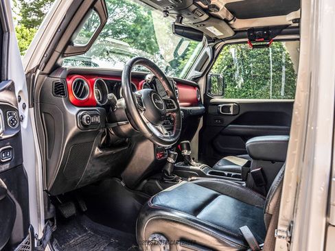 Used 2022 Jeep Gladiator Rubicon w/ LED Lighting Group AWD/4WD image 34