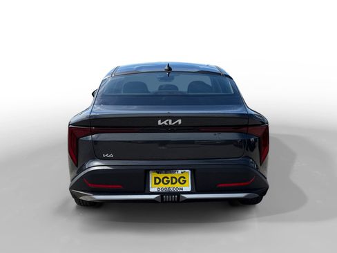 New 2026 Kia K4 LXS image 4