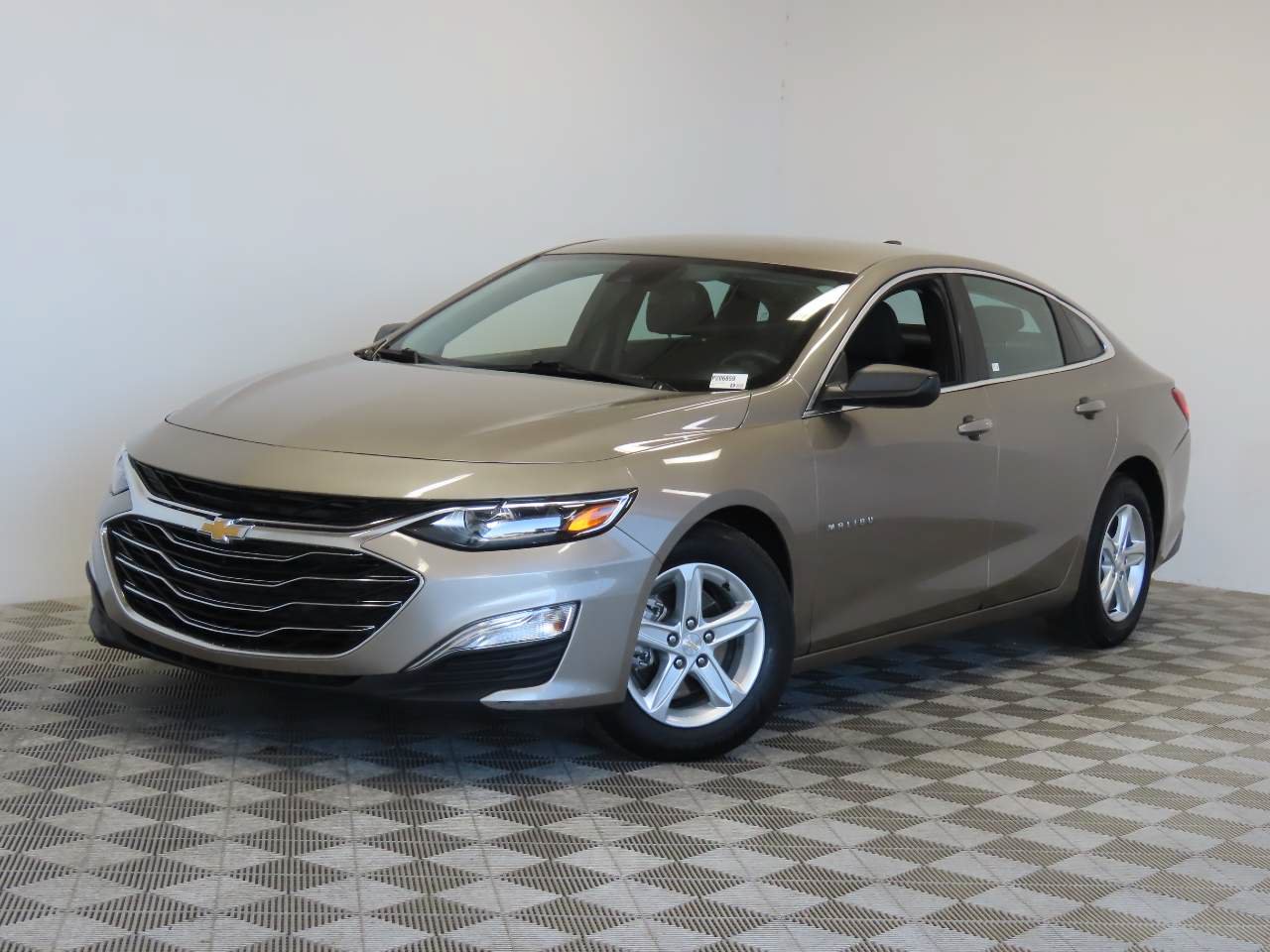 Certified 2024 Chevrolet Malibu LS FWD image 1