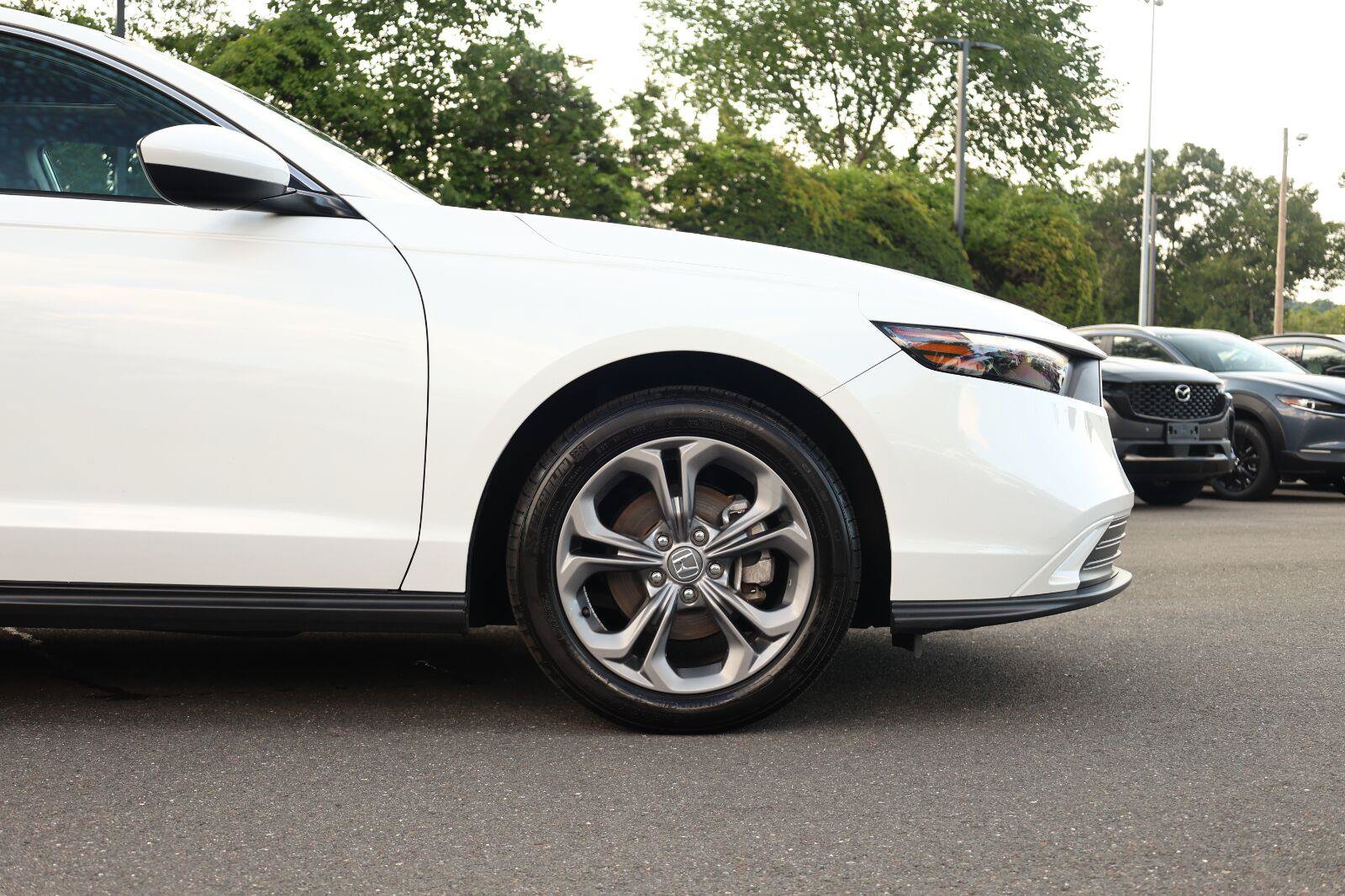 Used 2024 Honda Accord EX image 10