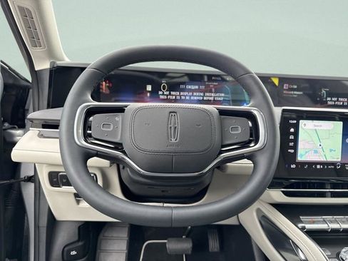 New 2026 Lincoln Nautilus Premier AWD/4WD image 35