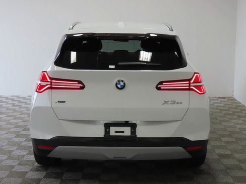 Used 2025 BMW X3 xDrive30i AWD/4WD image 4