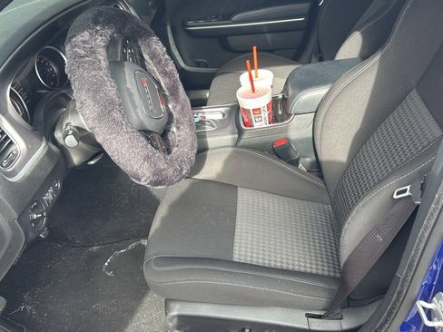 Used 2022 Dodge Charger Scat Pack image 7