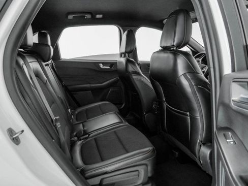 Used 2024 Ford Escape ST-Line w/ Tech Pack #1 image 32