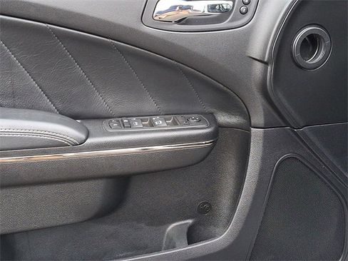 Used 2022 Dodge Charger SRT Hellcat w/ Harman/Kardon Audio Group image 13