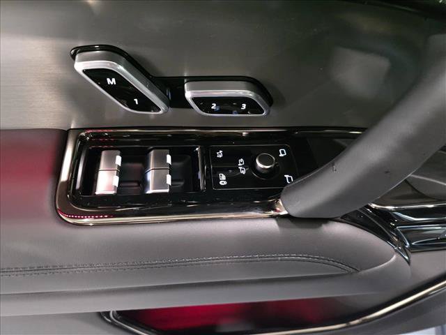 New 2027 Land Rover Range Rover Sport SE AWD/4WD image 28